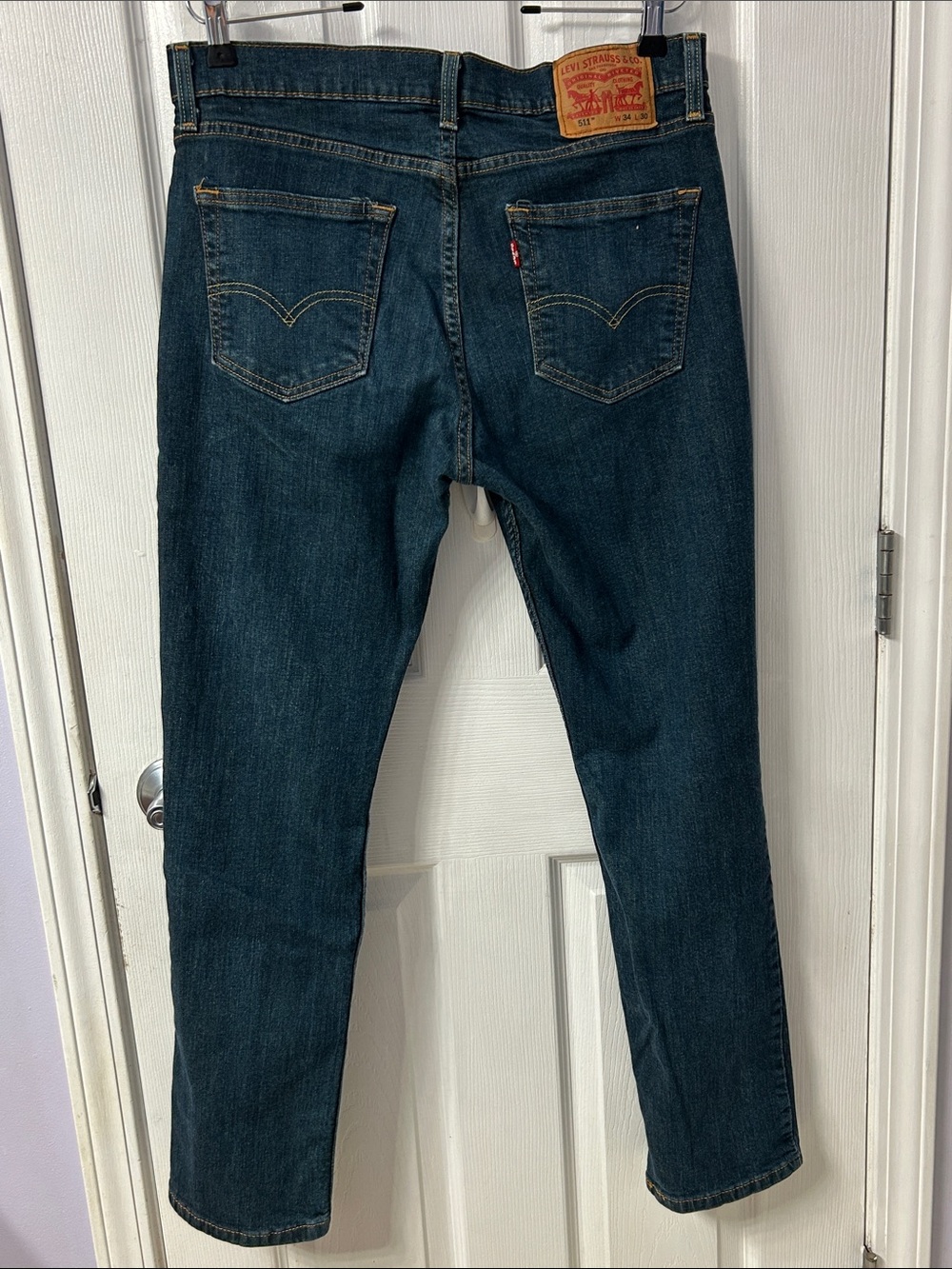 Levi’s 511 slim straight cut jeans size W34 L30 EUC
